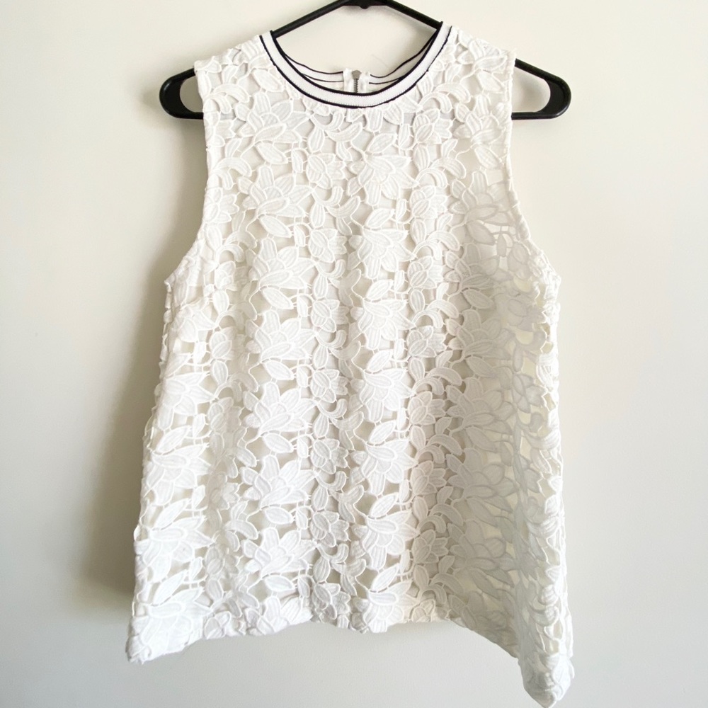 Beautiful Banana Republic Top S